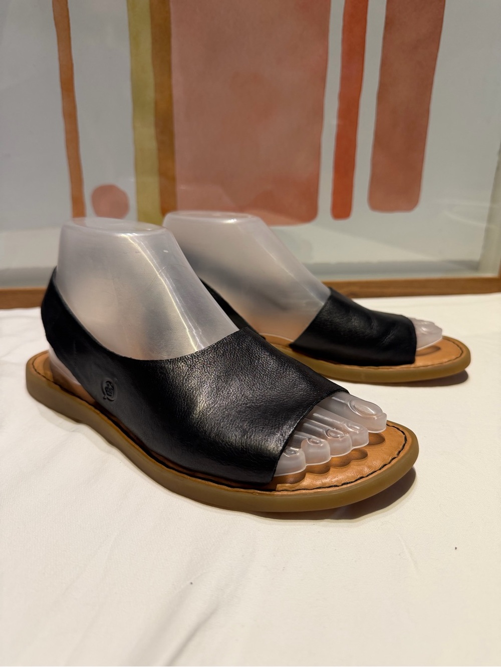 Born NWOT Black Leather Slingback Sandals Pebbled Round Toe Size 7